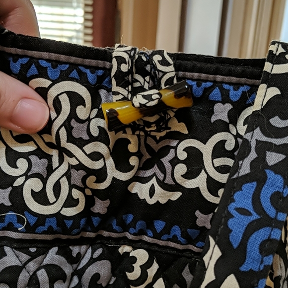 Vera Bradley Canterberry Blue Purse - Picture 3 of 4